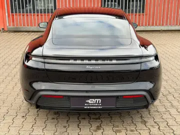 PORSCHE Taycan Luft Matrix Leder Pano Memory ACC 8-Fach