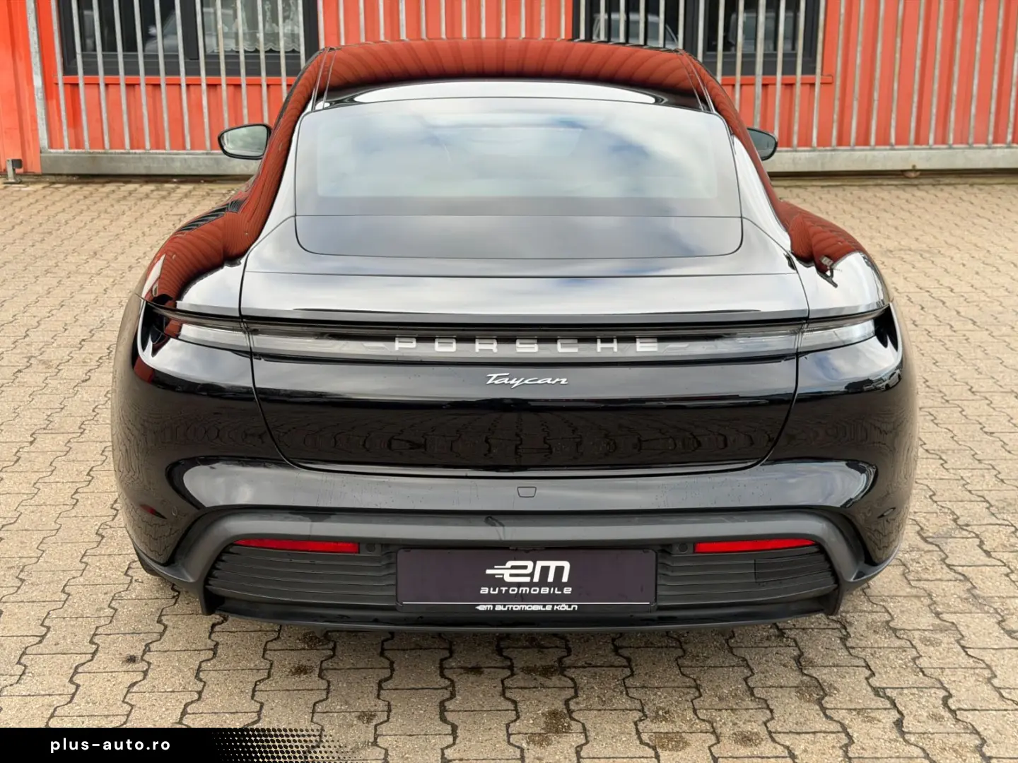 PORSCHE Taycan Luft Matrix Leder Pano Memory ACC 8-Fach