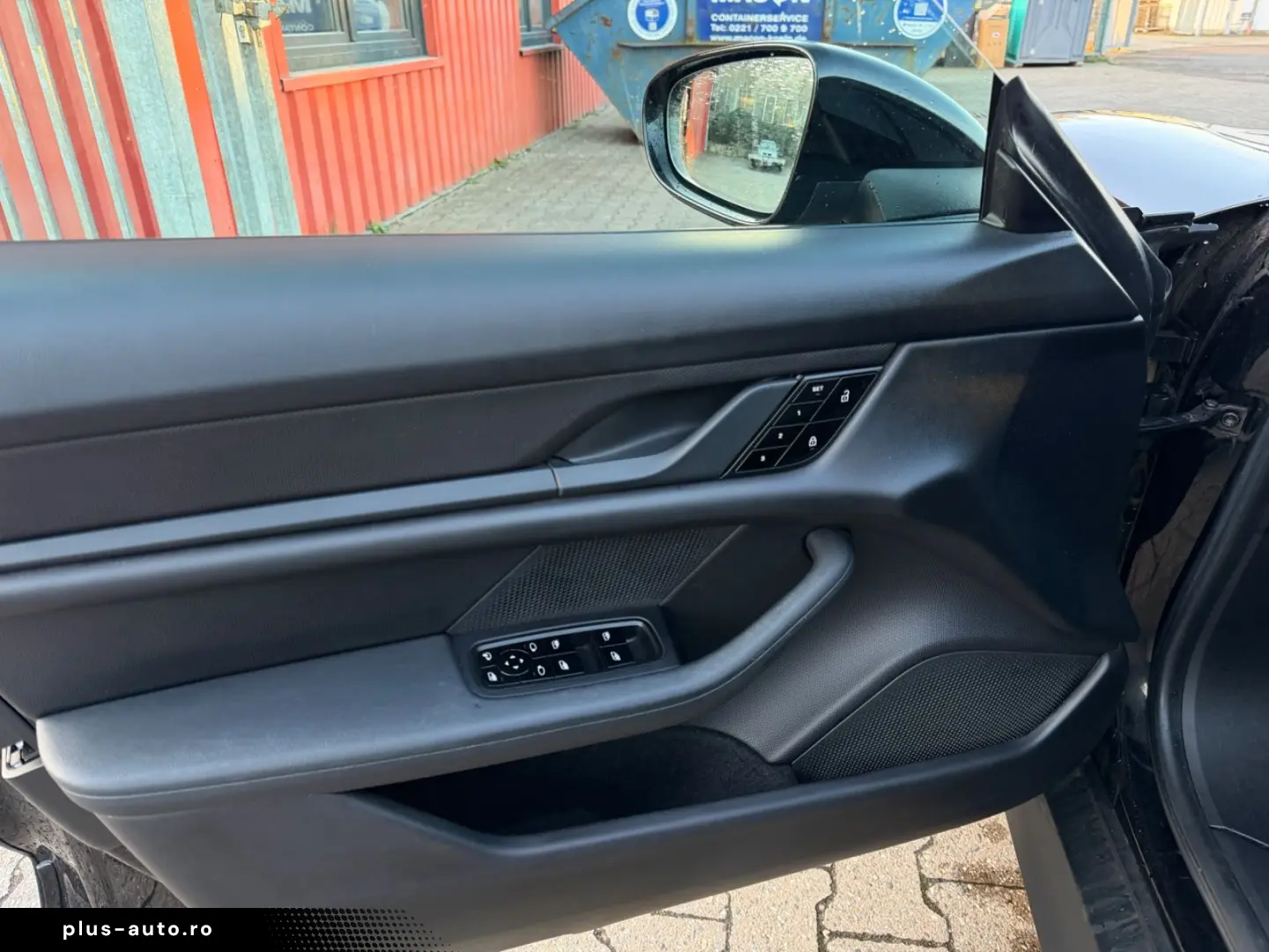 PORSCHE Taycan Luft Matrix Leder Pano Memory ACC 8-Fach