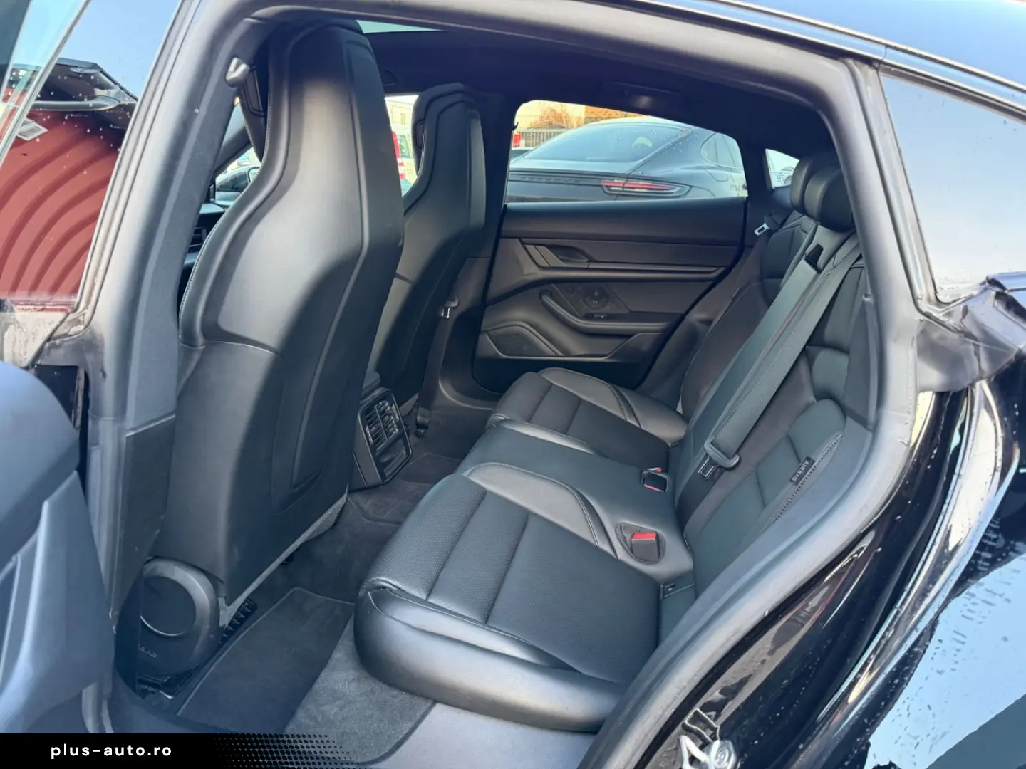 PORSCHE Taycan Luft Matrix Leder Pano Memory ACC 8-Fach