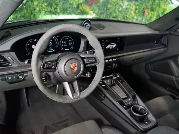 PORSCHE 992.2 4 GTS BOSE HD-MATRIX CHRONO