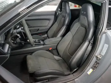 PORSCHE 992.2 4 GTS BOSE HD-MATRIX CHRONO