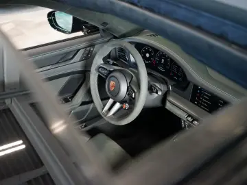 PORSCHE 992.2 4 GTS BOSE HD-MATRIX CHRONO