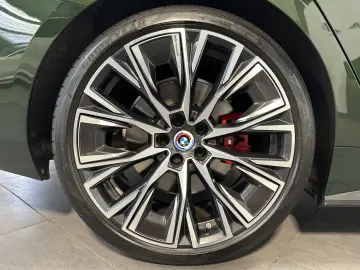 BMW M440i xDrive NAV LASER HEAD-UP GLASDACH 360  ACC