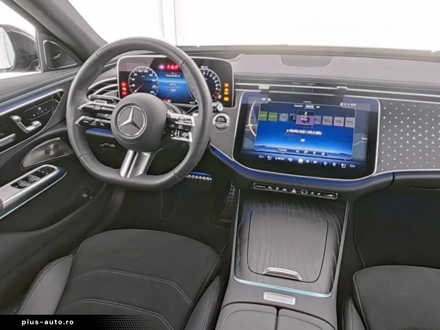 MERCEDES-BENZ E 400 e 4M AMG  DIGITAL-LIGHT NAVI DISTRONIC