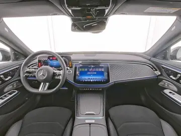 MERCEDES-BENZ E 400 e 4M AMG  DIGITAL-LIGHT NAVI DISTRONIC