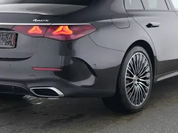 MERCEDES-BENZ E 400 e 4M AMG  DIGITAL-LIGHT NAVI DISTRONIC