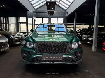 BENTLEY Bentayga V8 NAIM PANO MASSAGE STANDHZG ACC NACHT