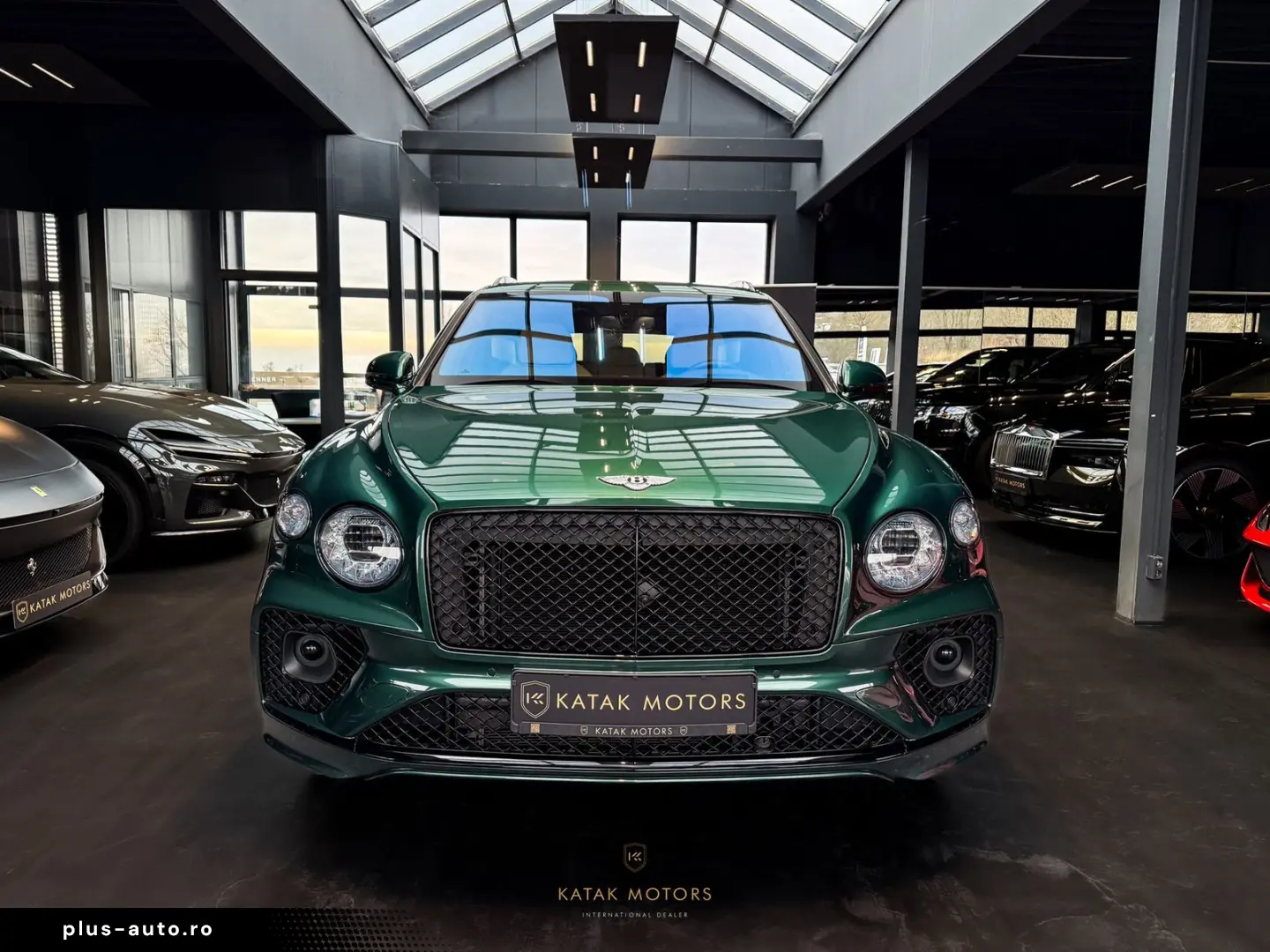 BENTLEY Bentayga V8 NAIM PANO MASSAGE STANDHZG ACC NACHT