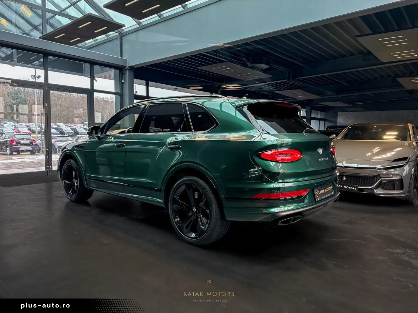 BENTLEY Bentayga V8 NAIM PANO MASSAGE STANDHZG ACC NACHT