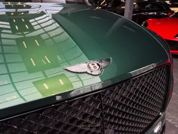 BENTLEY Bentayga V8 NAIM PANO MASSAGE STANDHZG ACC NACHT