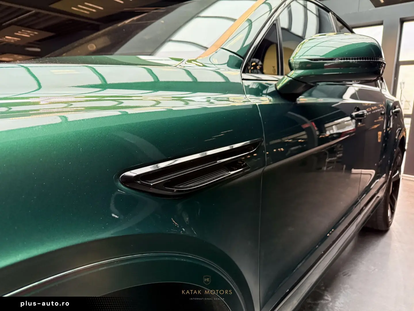 BENTLEY Bentayga V8 NAIM PANO MASSAGE STANDHZG ACC NACHT