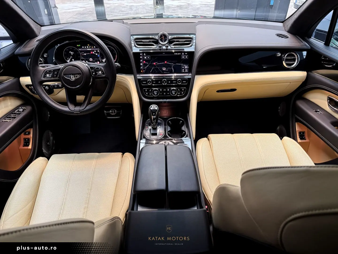 BENTLEY Bentayga V8 NAIM PANO MASSAGE STANDHZG ACC NACHT