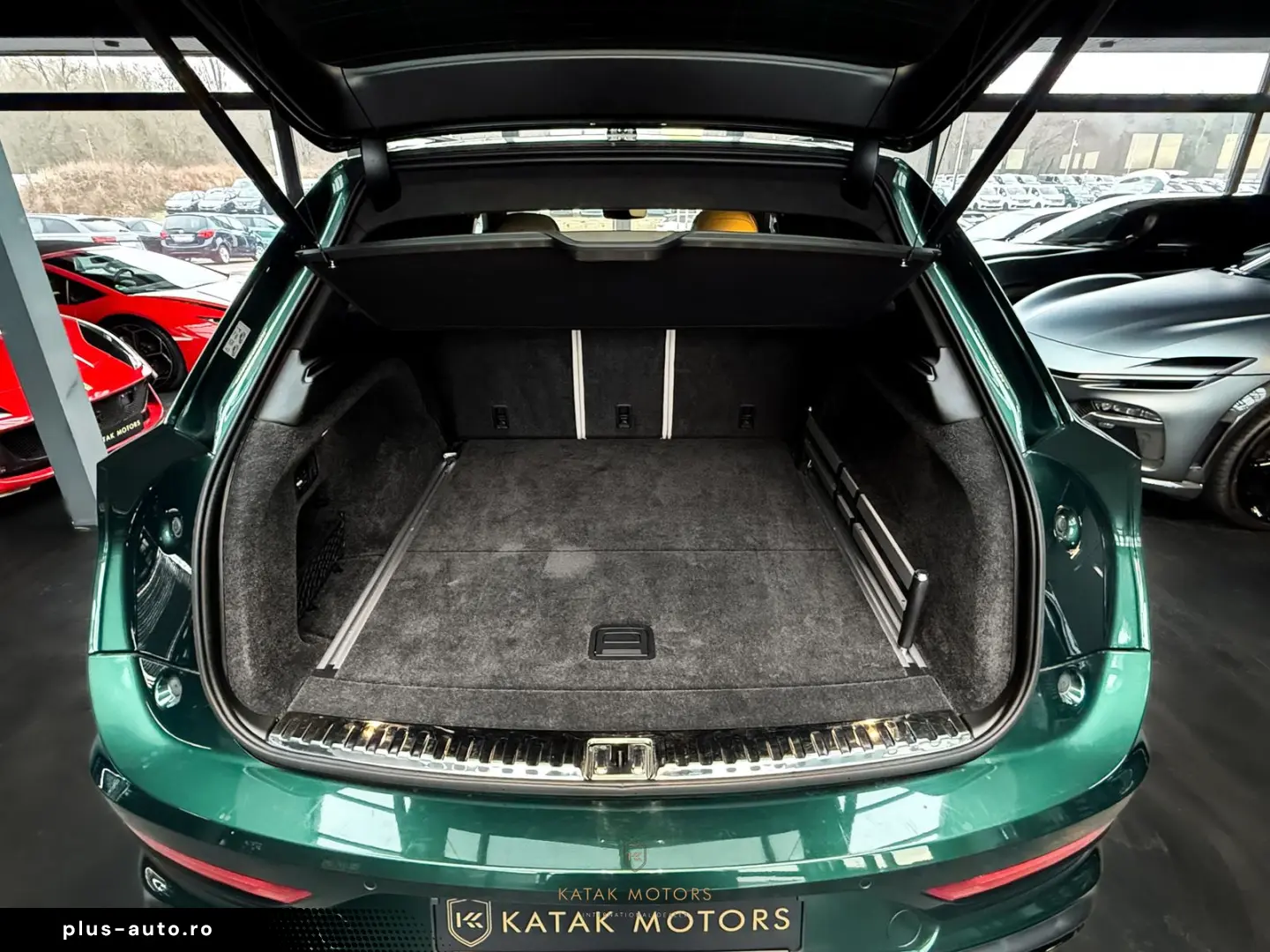 BENTLEY Bentayga V8 NAIM PANO MASSAGE STANDHZG ACC NACHT