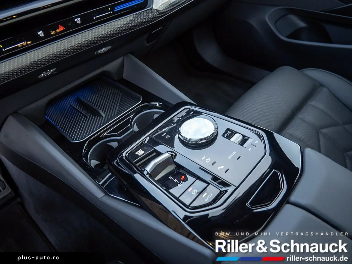 BMW 520i M-Sport H K ACC HUD SITZBELÜFTUNG PANO 360