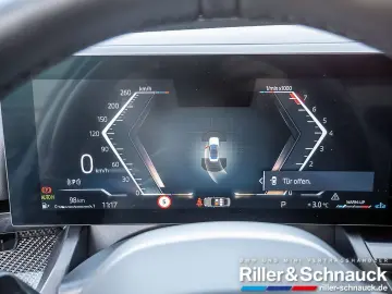 BMW 520i M-Sport H K ACC HUD SITZBELÜFTUNG PANO 360