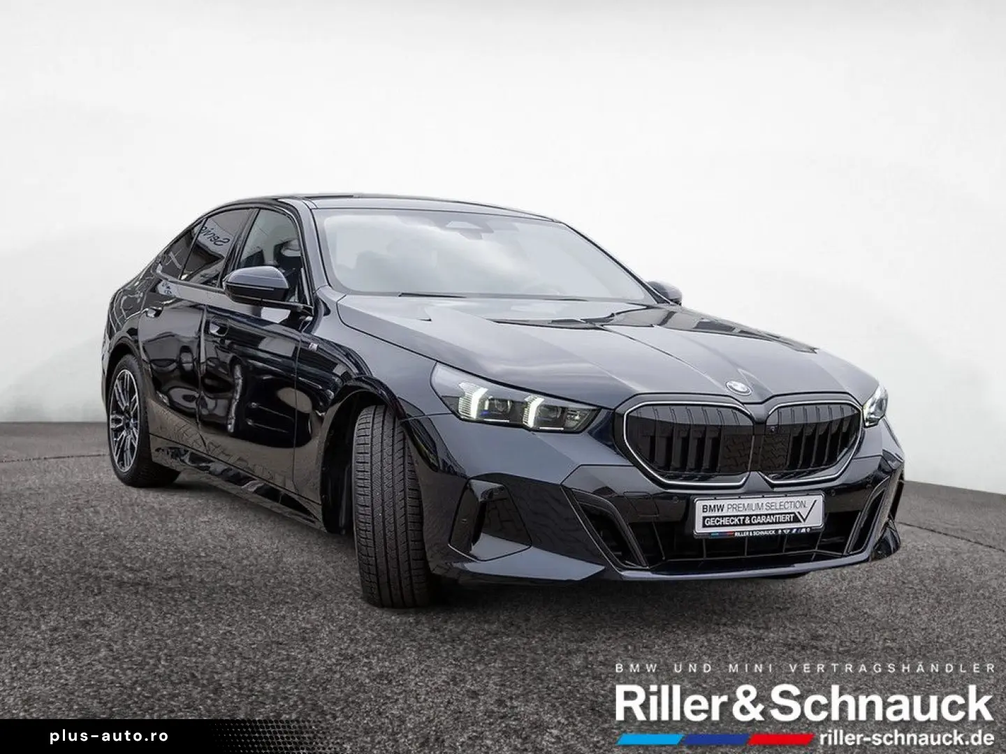 BMW 520i M-Sport Pro NAVI HUD ACC PANO 360  STANDHZ