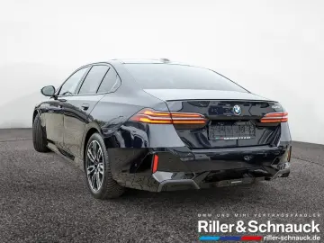 BMW 520i M-Sport Pro NAVI HUD ACC PANO 360  STANDHZ