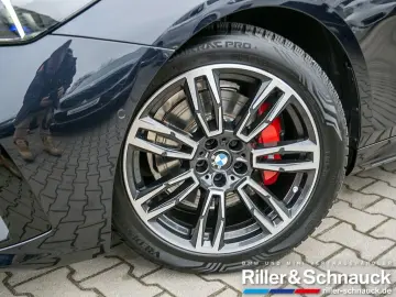 BMW 520i M-Sport Pro NAVI HUD ACC PANO 360  STANDHZ