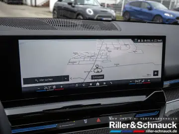 BMW 520i M-Sport Pro NAVI HUD ACC PANO 360  STANDHZ