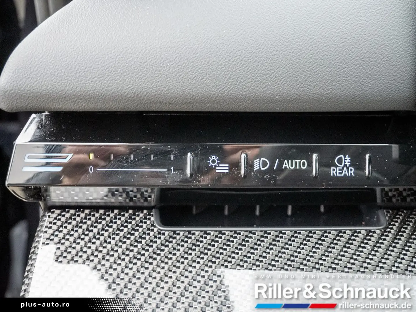 BMW 520i M-Sport Pro NAVI HUD ACC PANO 360  STANDHZ