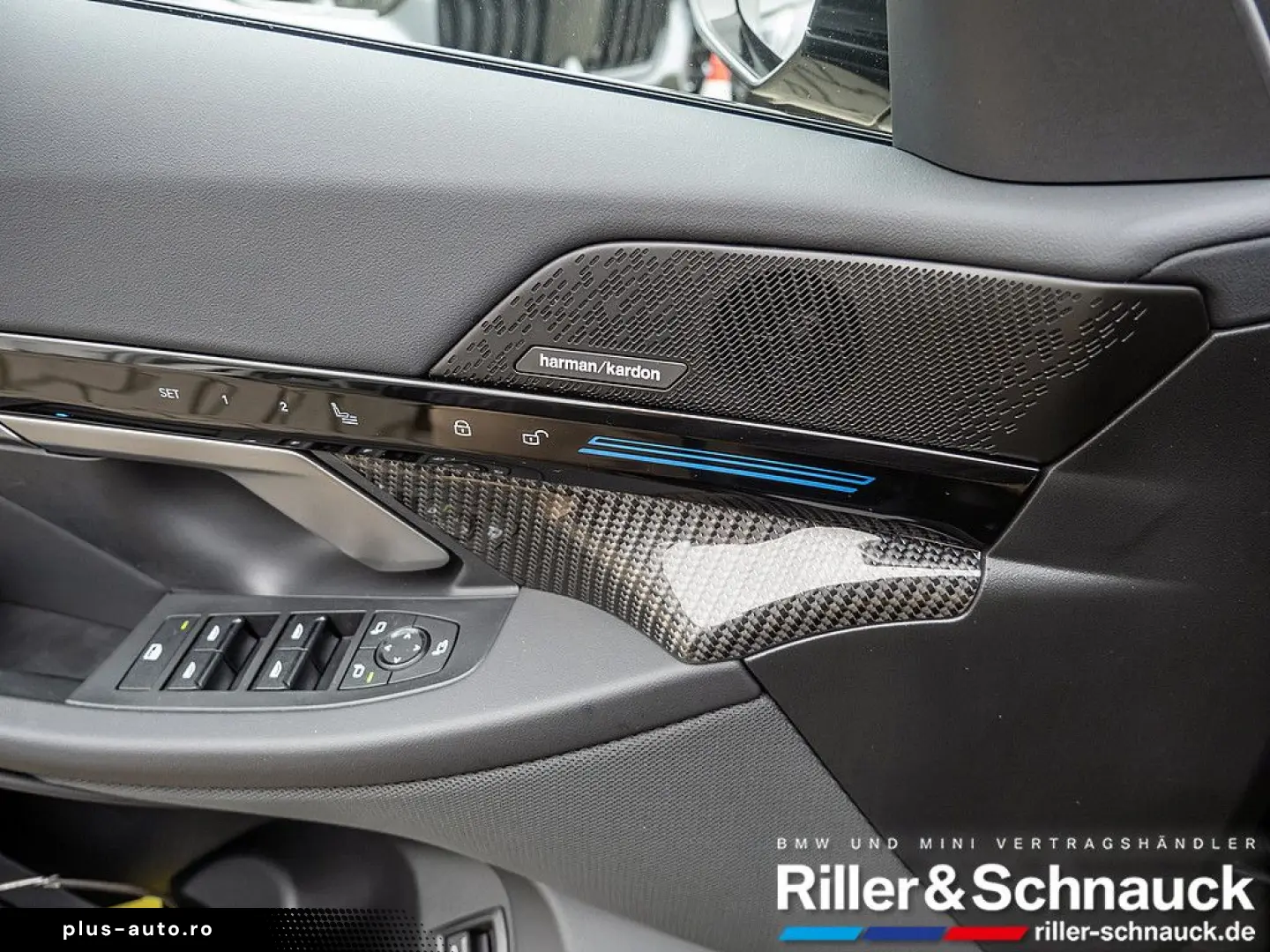 BMW 520i M-Sport Pro NAVI HUD ACC PANO 360  STANDHZ