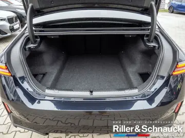 BMW 520i M-Sport Pro NAVI HUD ACC PANO 360  STANDHZ