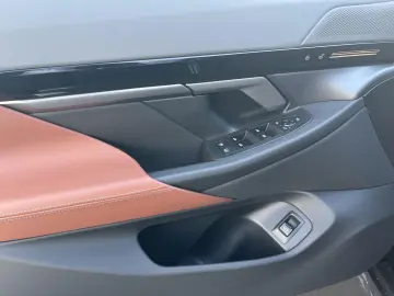 BMW 520d xDrive Limousine 18  Leder Merino