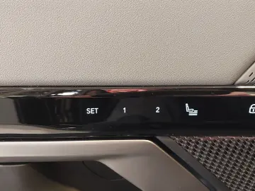 BMW 520d xDrive M Sport PRO MMRY PANO STNDHZNG KMFRT