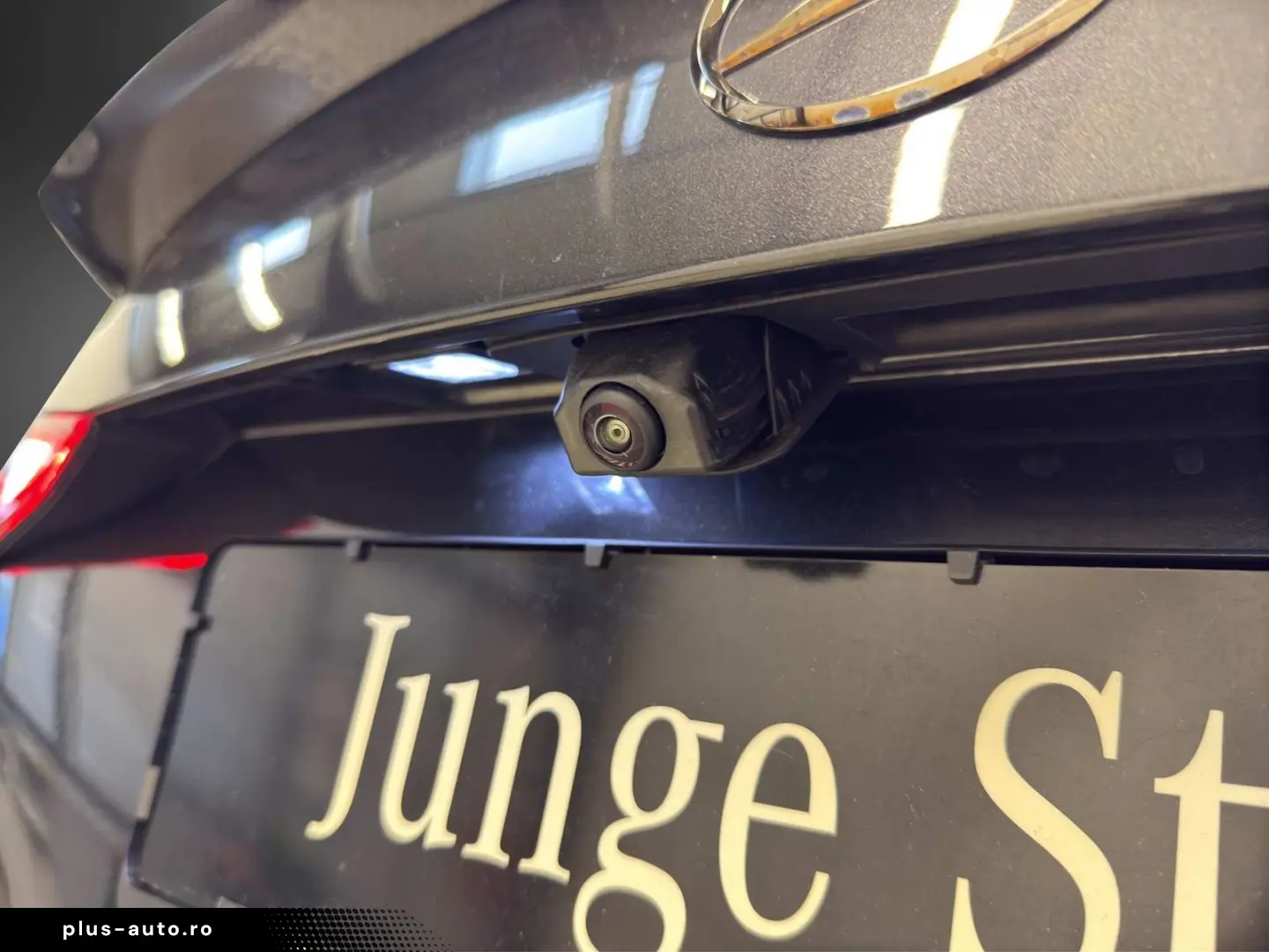 MERCEDES-BENZ C 63 AMG S E Pano Perf.Seat Burmester &hellip;