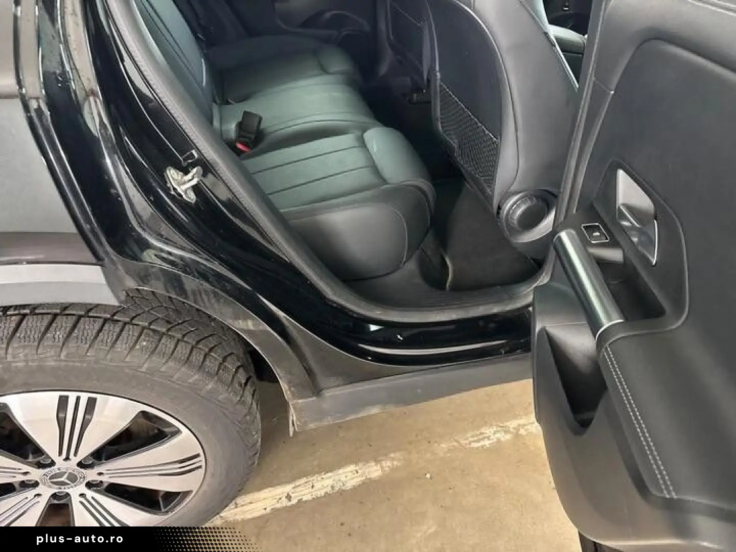 MERCEDES-BENZ EQA 250 LEDER LED Kamera-360  Netto-19300€