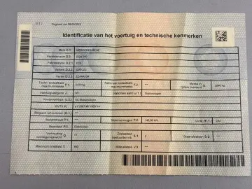 MERCEDES-BENZ EQA 250 LEDER LED Kamera-360  Netto-19300€