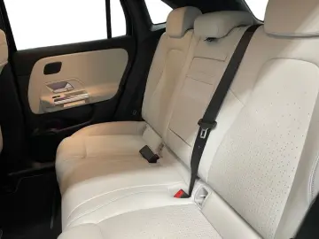 MERCEDES-BENZ EQA 250 AMG AMG MBUX HUD Wide Cam LED Navi AUT