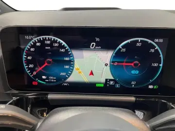 MERCEDES-BENZ EQA 250 AMG AMG MBUX HUD Wide Cam LED Navi AUT