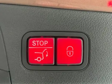 MERCEDES-BENZ EQA 250 AMG-LINE DISTRONIC PANO 360 HE&hellip;