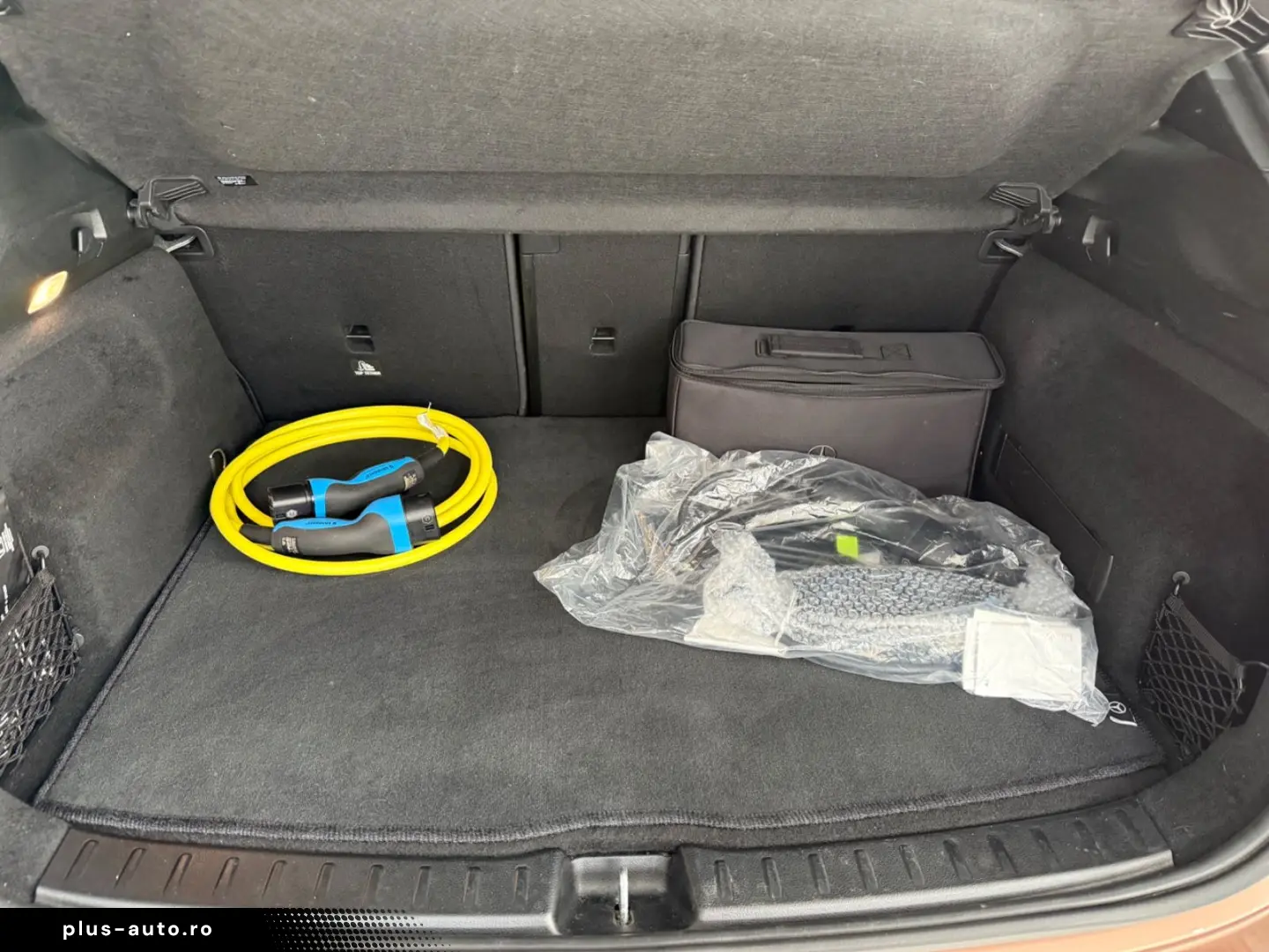 MERCEDES-BENZ EQA 250 AMG-LINE DISTRONIC PANO 360 HE&hellip;