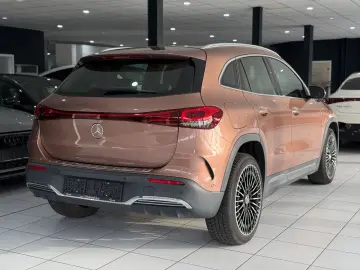 MERCEDES-BENZ EQA 250 AMG-LINE DISTRONIC PANO 360 HE&hellip;