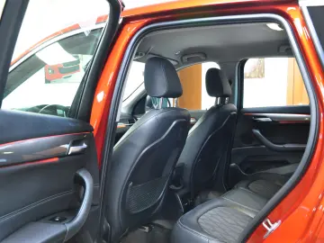 BMW X1 sDrive AT