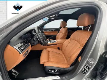 BMW 730d xDrive Limousine M Sportpaket Head-Up DAB