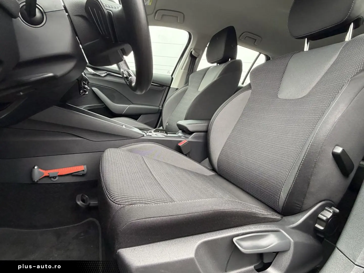 SKODA Octavia Combi 1.0 e-TSI Ambition