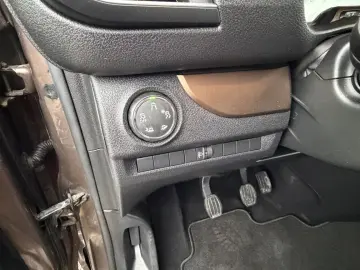 TOYOTA PROACE 8 locuri