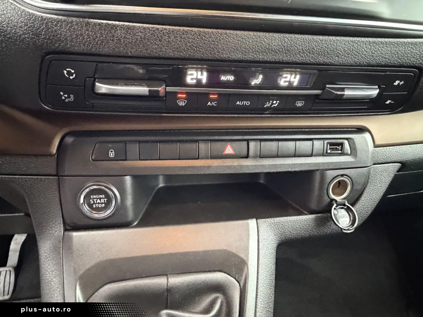 TOYOTA PROACE 8 locuri