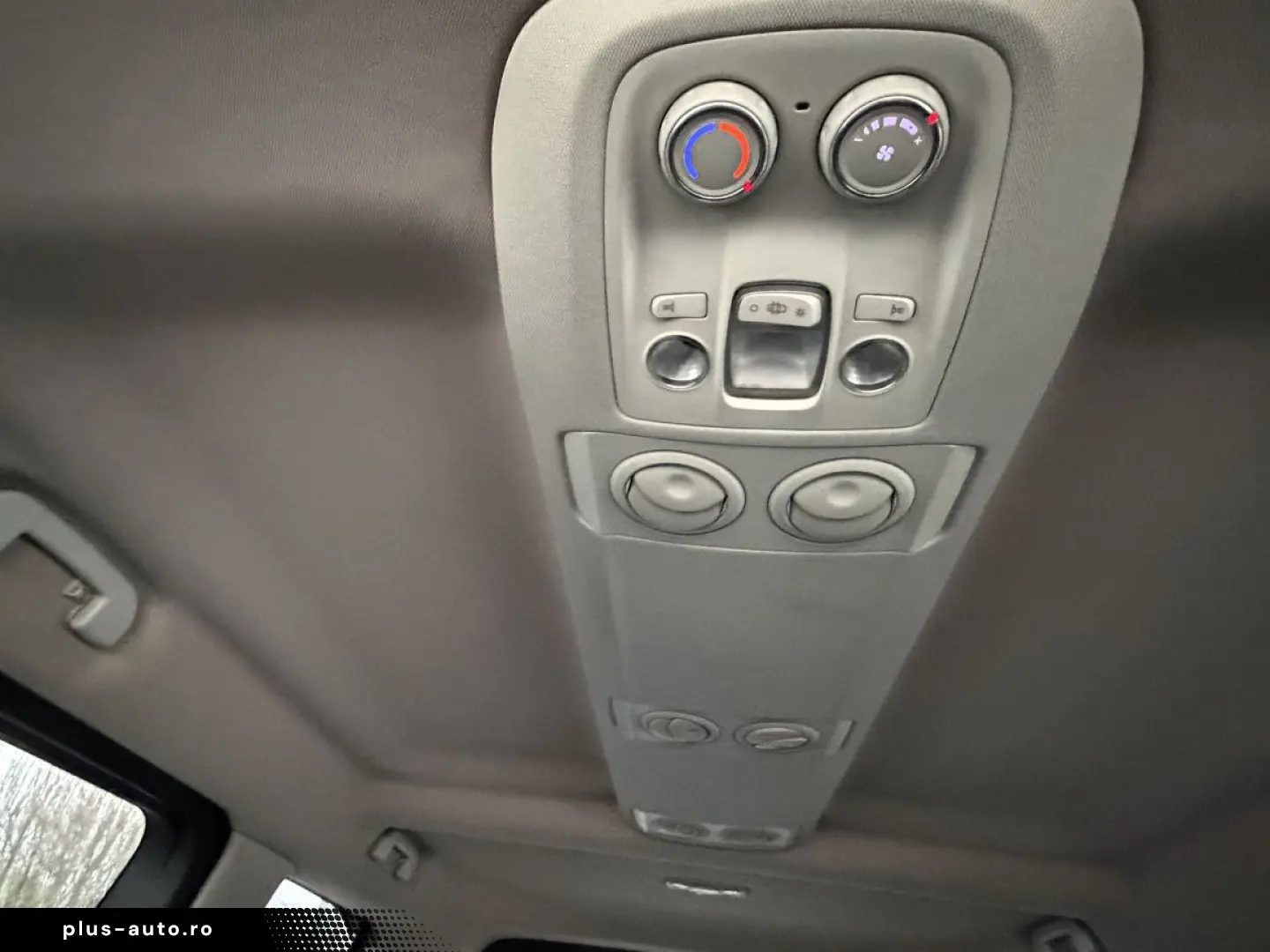 TOYOTA PROACE 8 locuri