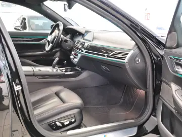 STOC BMW 730 XDRIVE MPACK HARMAN KARDON HEAD UP MASAJ LASER