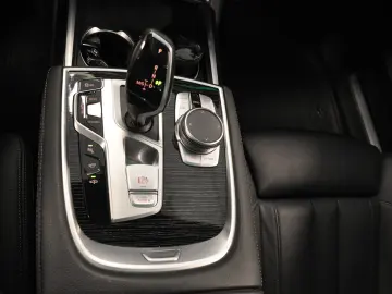 STOC BMW 730 XDRIVE MPACK HARMAN KARDON HEAD UP MASAJ LASER