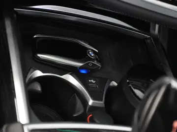 STOC BMW 730 XDRIVE MPACK HARMAN KARDON HEAD UP MASAJ LASER