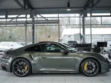 PORSCHE 911 (992) Turbo S  MwSt.  Approved  2.H  21  S-A