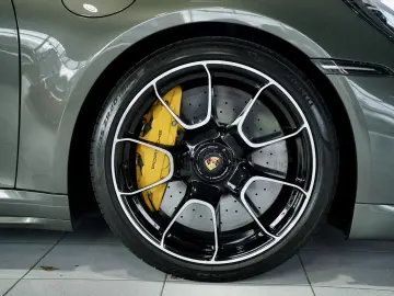 PORSCHE 911 (992) Turbo S  MwSt.  Approved  2.H  21  S-A