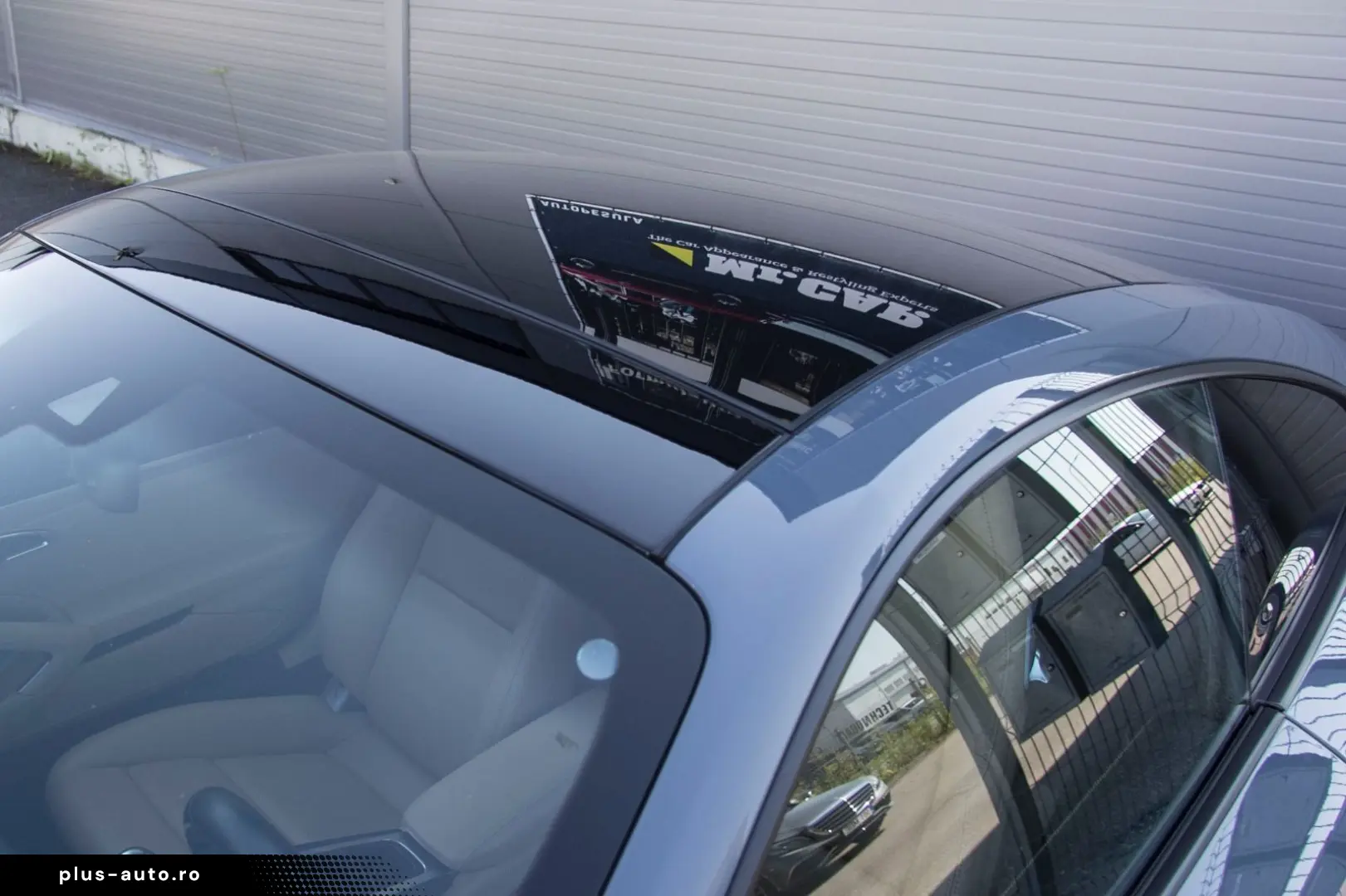 PORSCHE 911 Carrera 4S