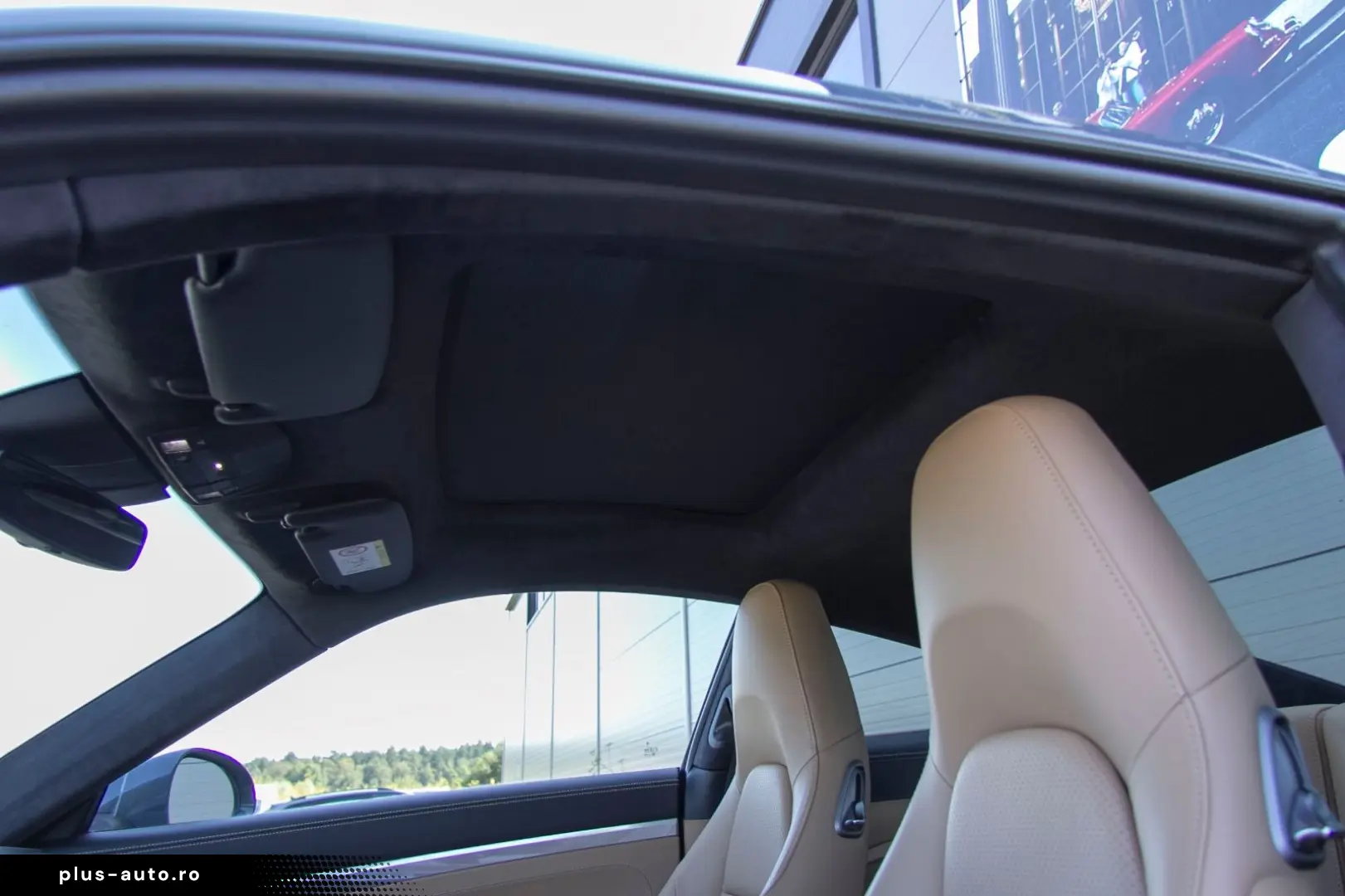 PORSCHE 911 Carrera 4S